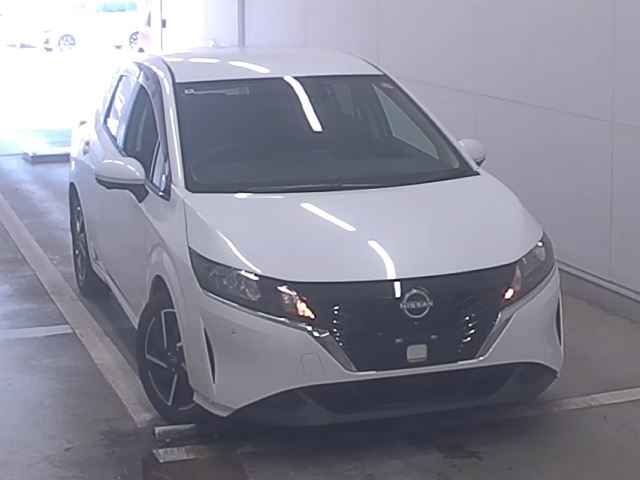 NISSAN NOTE — фото