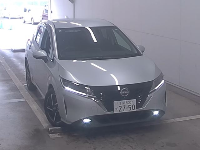 NISSAN NOTE — фото