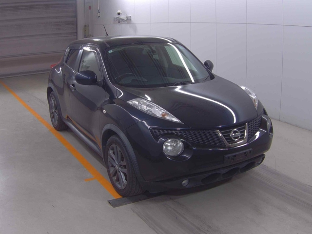 NISSAN JUKE — фото