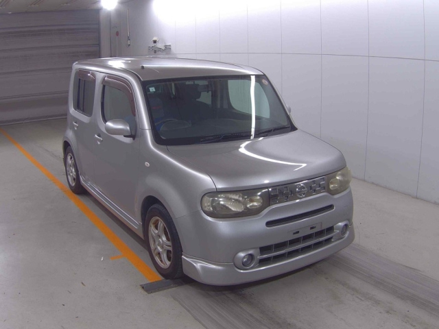 NISSAN CUBE — фото