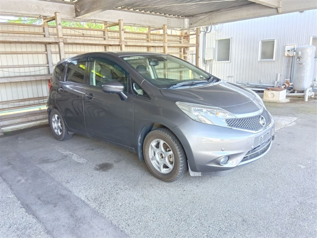 NISSAN NOTE — фото