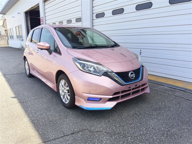 NISSAN NOTE — фото