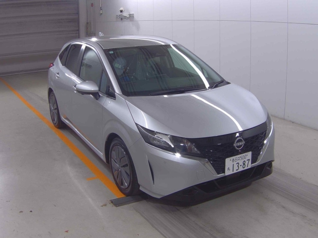 NISSAN NOTE — фото