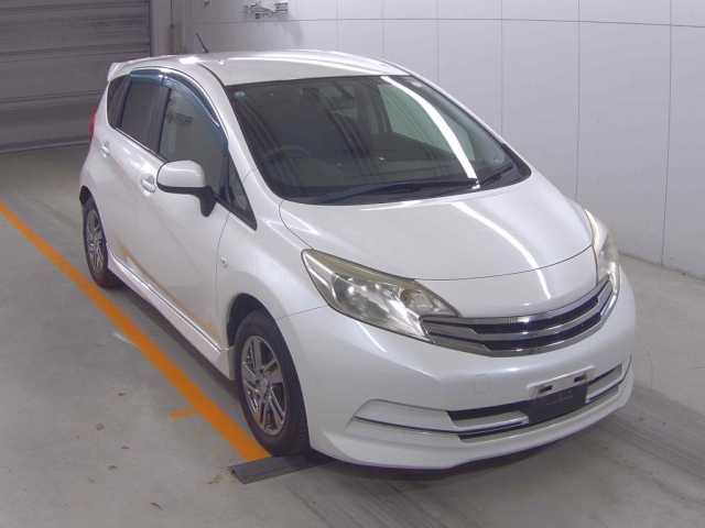 NISSAN NOTE — фото