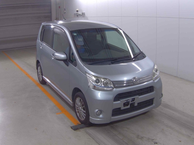 DAIHATSU MOVE — фото