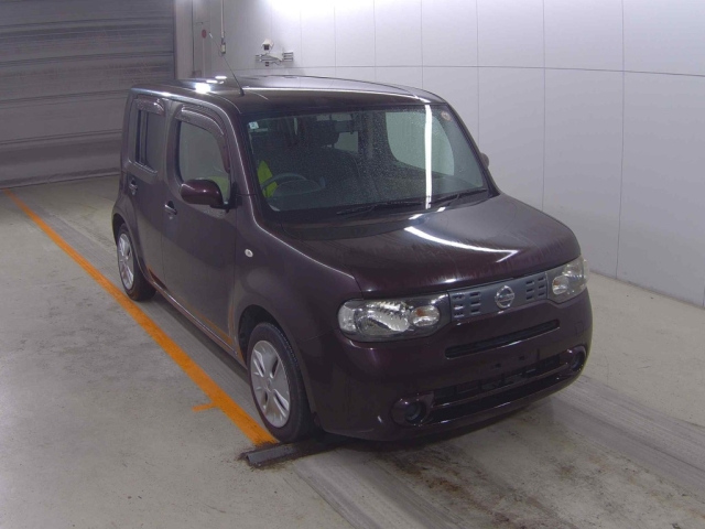 NISSAN CUBE — фото