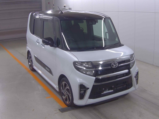DAIHATSU TANTO — фото