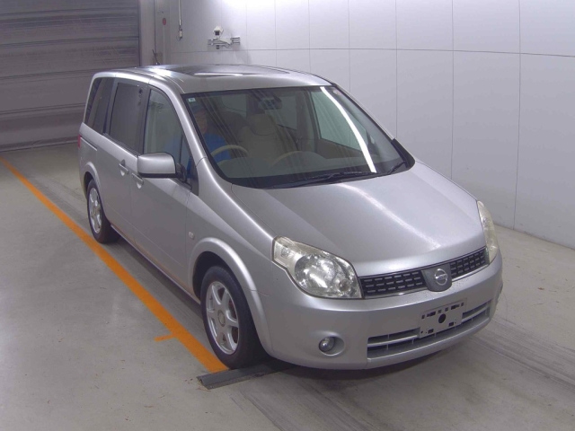 NISSAN LAFESTA — фото