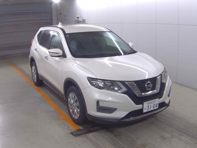 NISSAN X TRAIL — фото
