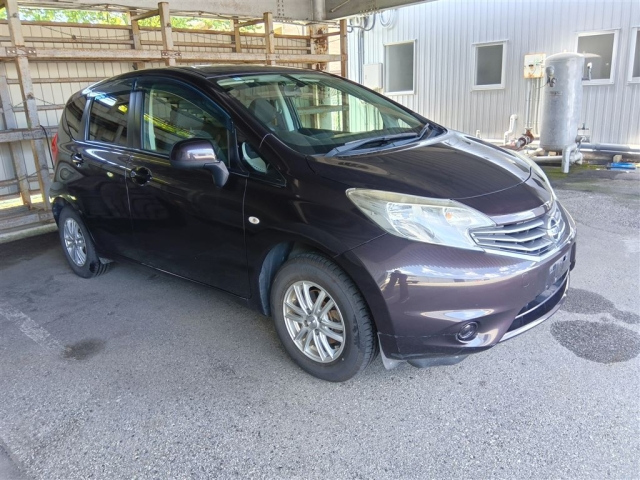NISSAN NOTE — фото