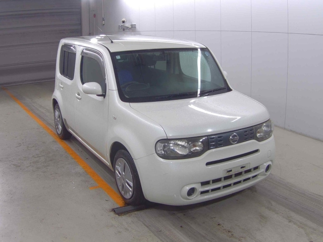 NISSAN CUBE — фото
