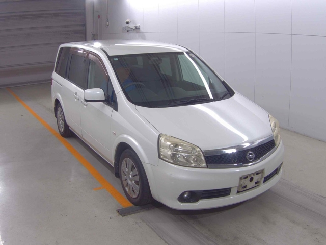 NISSAN LAFESTA — фото
