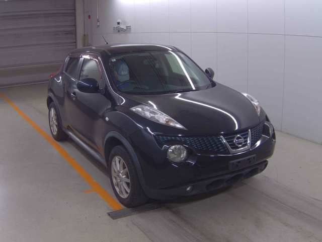 NISSAN JUKE — фото