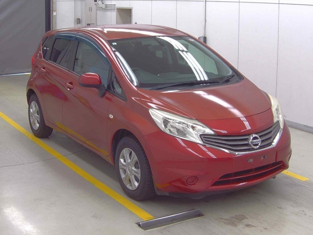 NISSAN NOTE — фото