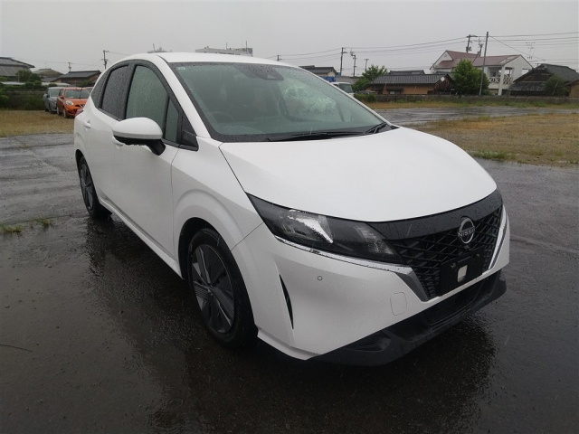 NISSAN NOTE — фото
