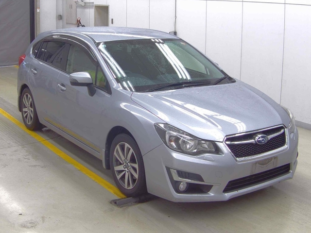 SUBARU IMPREZA — фото
