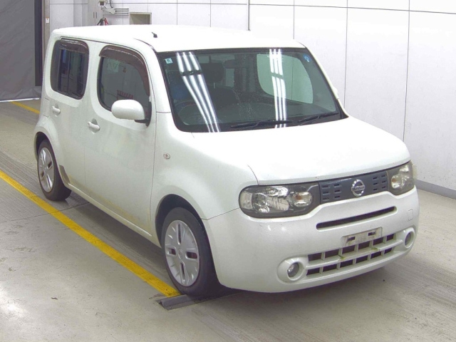 NISSAN CUBE — фото