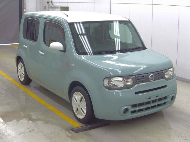 NISSAN CUBE — фото