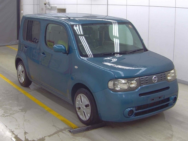 NISSAN CUBE — фото