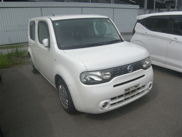 NISSAN CUBE — фото