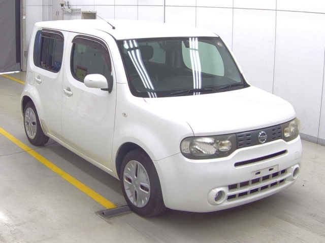 NISSAN CUBE — фото