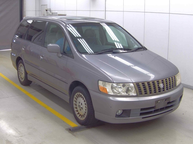 NISSAN BASSARA — фото