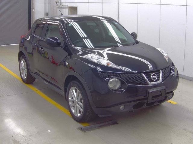 NISSAN JUKE — фото