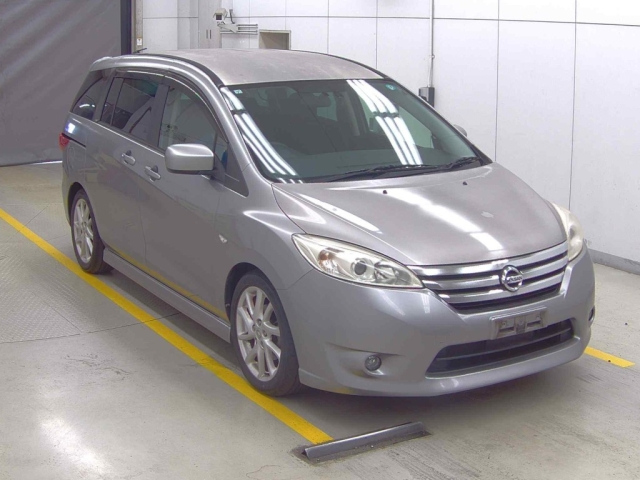 NISSAN LAFESTA — фото