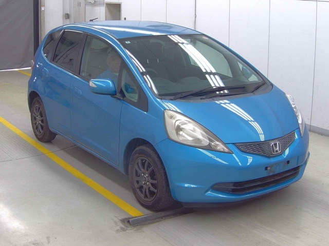 HONDA FIT — фото