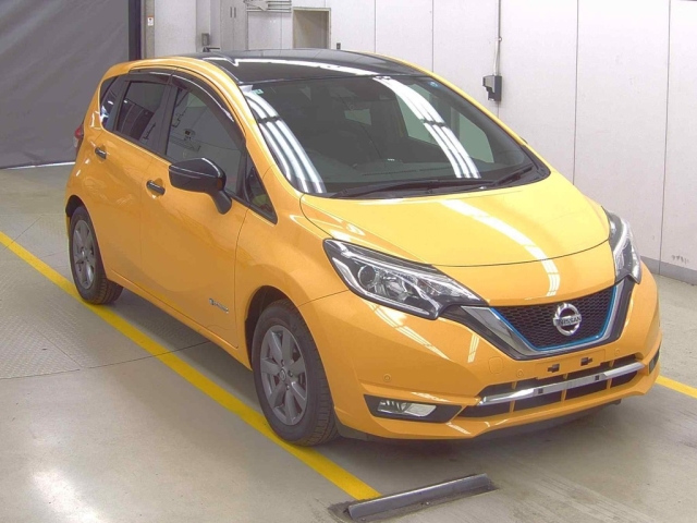 NISSAN NOTE — фото