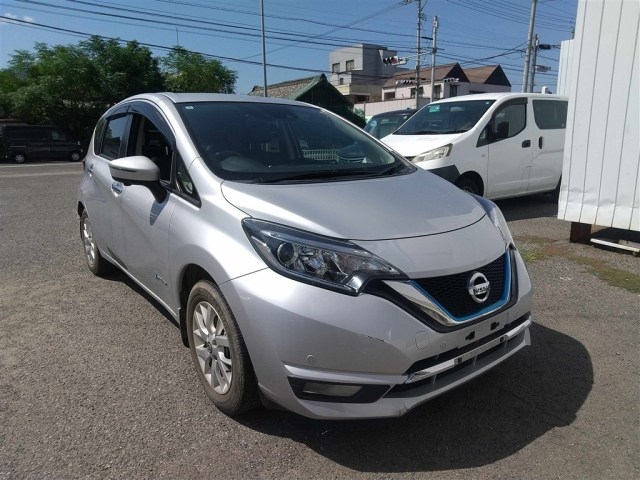NISSAN NOTE — фото