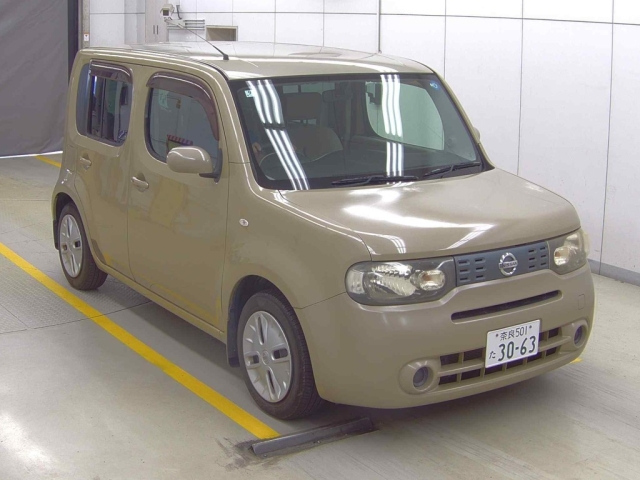 NISSAN CUBE — фото