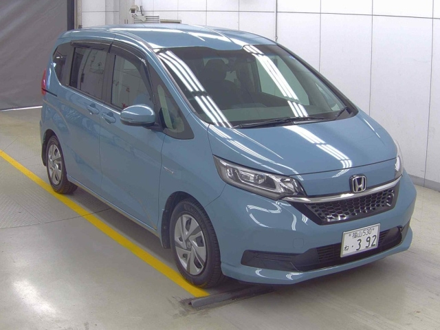 HONDA FREED — фото