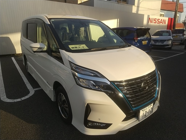 NISSAN NOTE — фото
