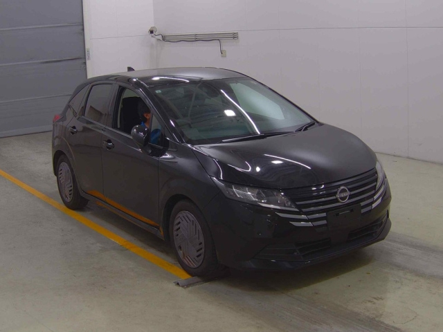 NISSAN NOTE — фото