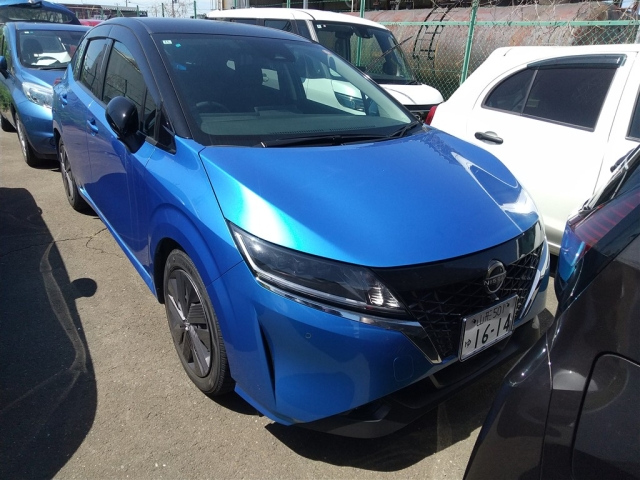NISSAN NOTE — фото