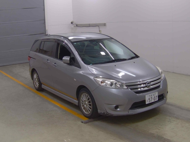 NISSAN LAFESTA — фото