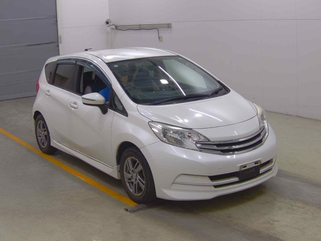 NISSAN NOTE — фото