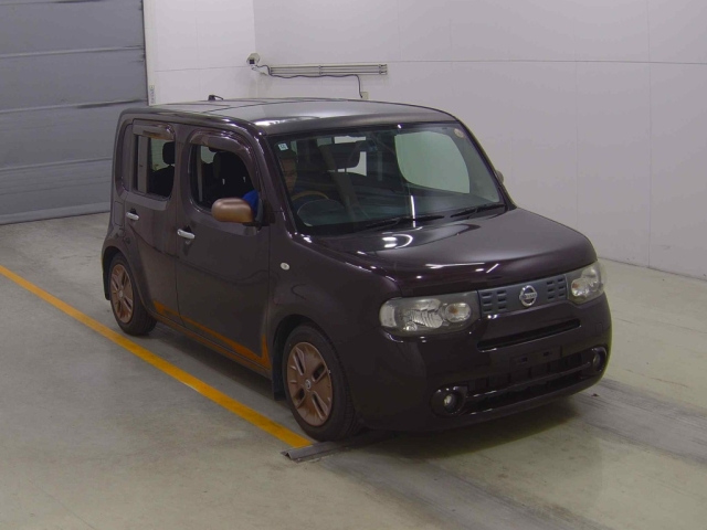 NISSAN CUBE — фото
