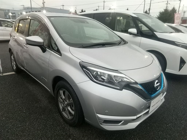 NISSAN NOTE — фото