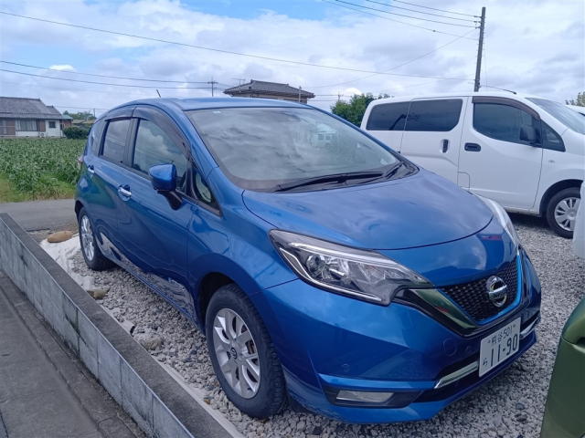 NISSAN NOTE — фото