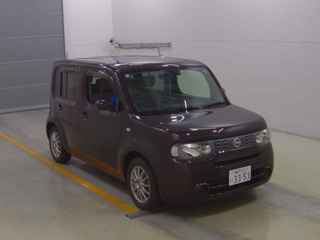 NISSAN CUBE — фото