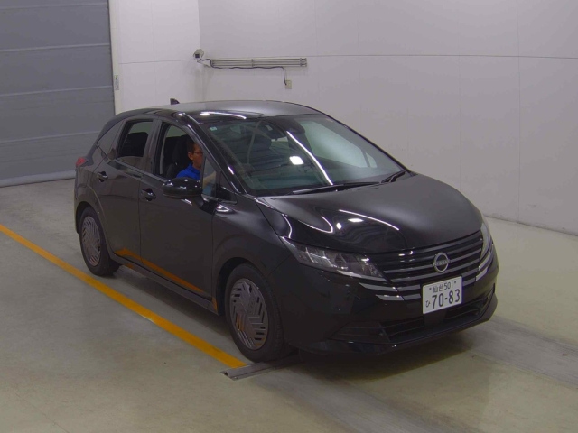 NISSAN NOTE — фото