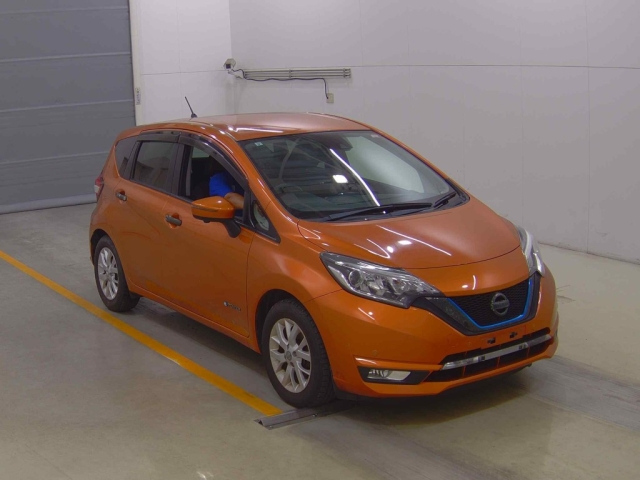 NISSAN NOTE — фото