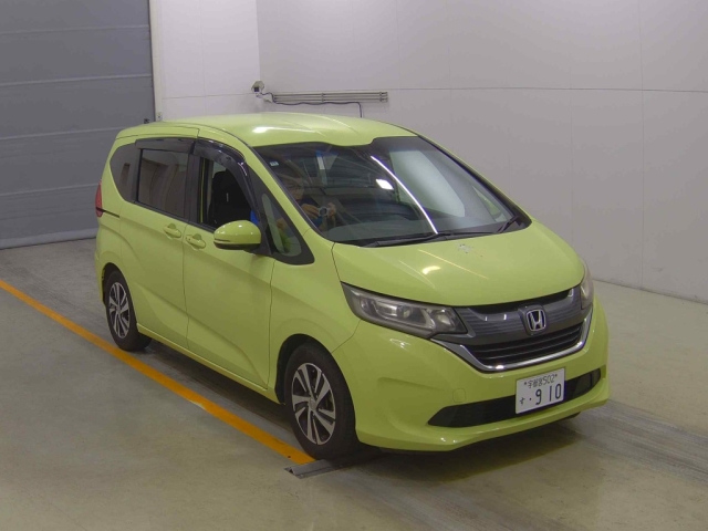 HONDA FREED — фото