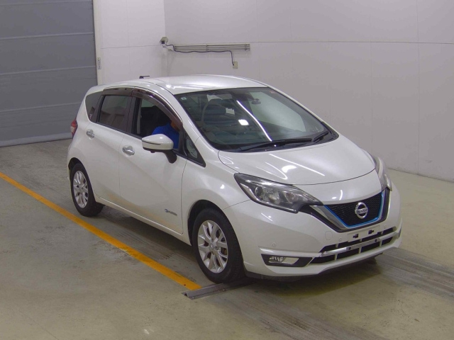 NISSAN NOTE — фото
