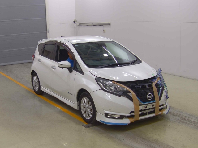 NISSAN NOTE — фото