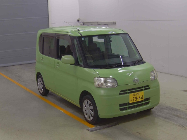 DAIHATSU TANTO — фото
