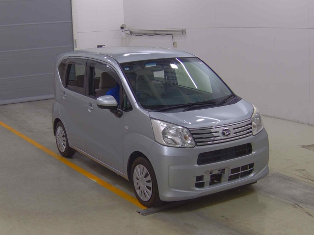 DAIHATSU MOVE — фото