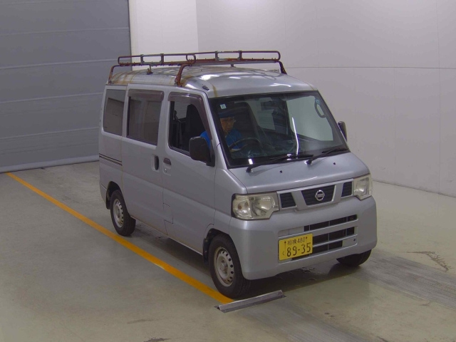 NISSAN CLIPPER — фото